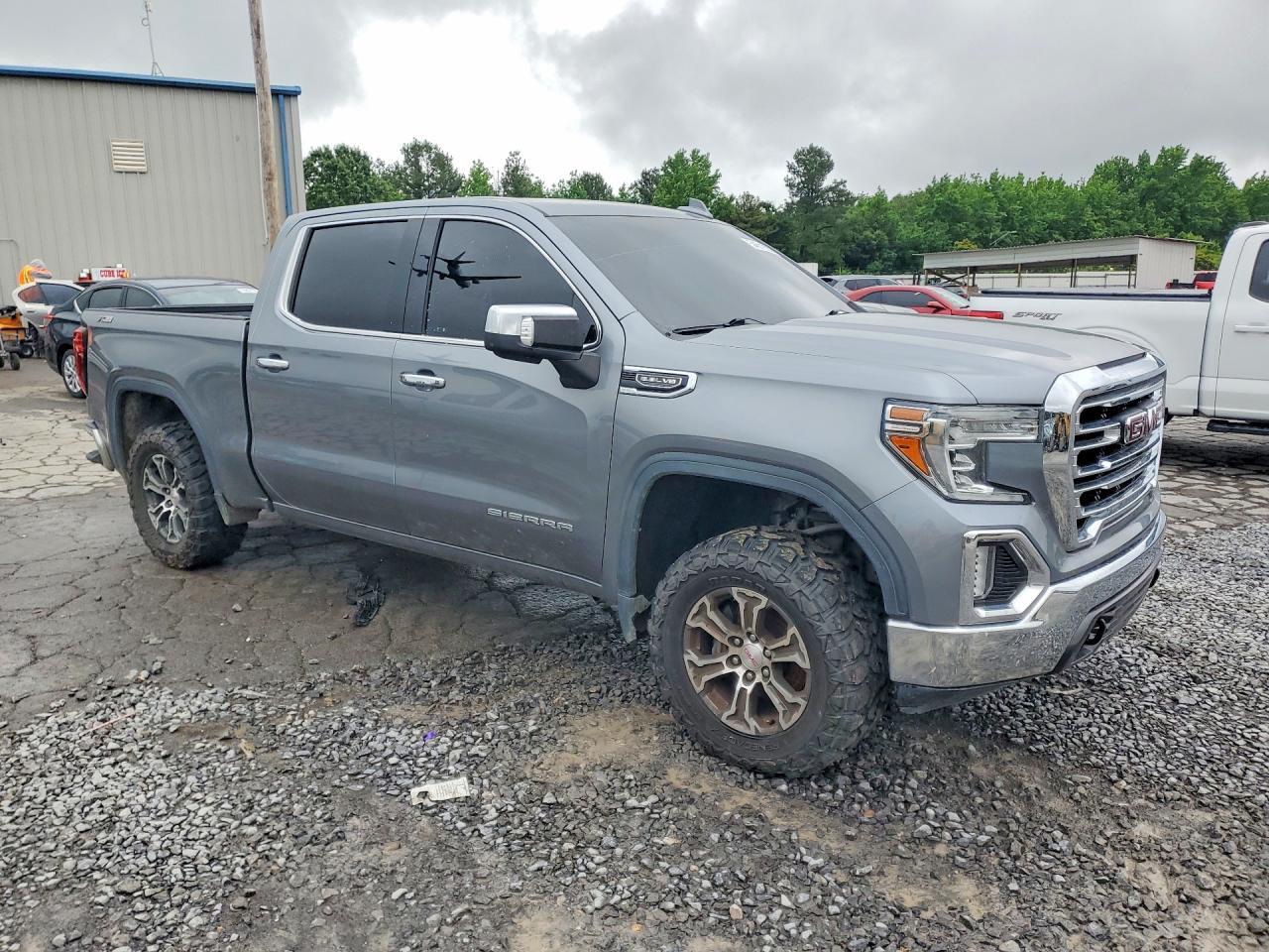 2021 GMC Sierra K1500 SLT