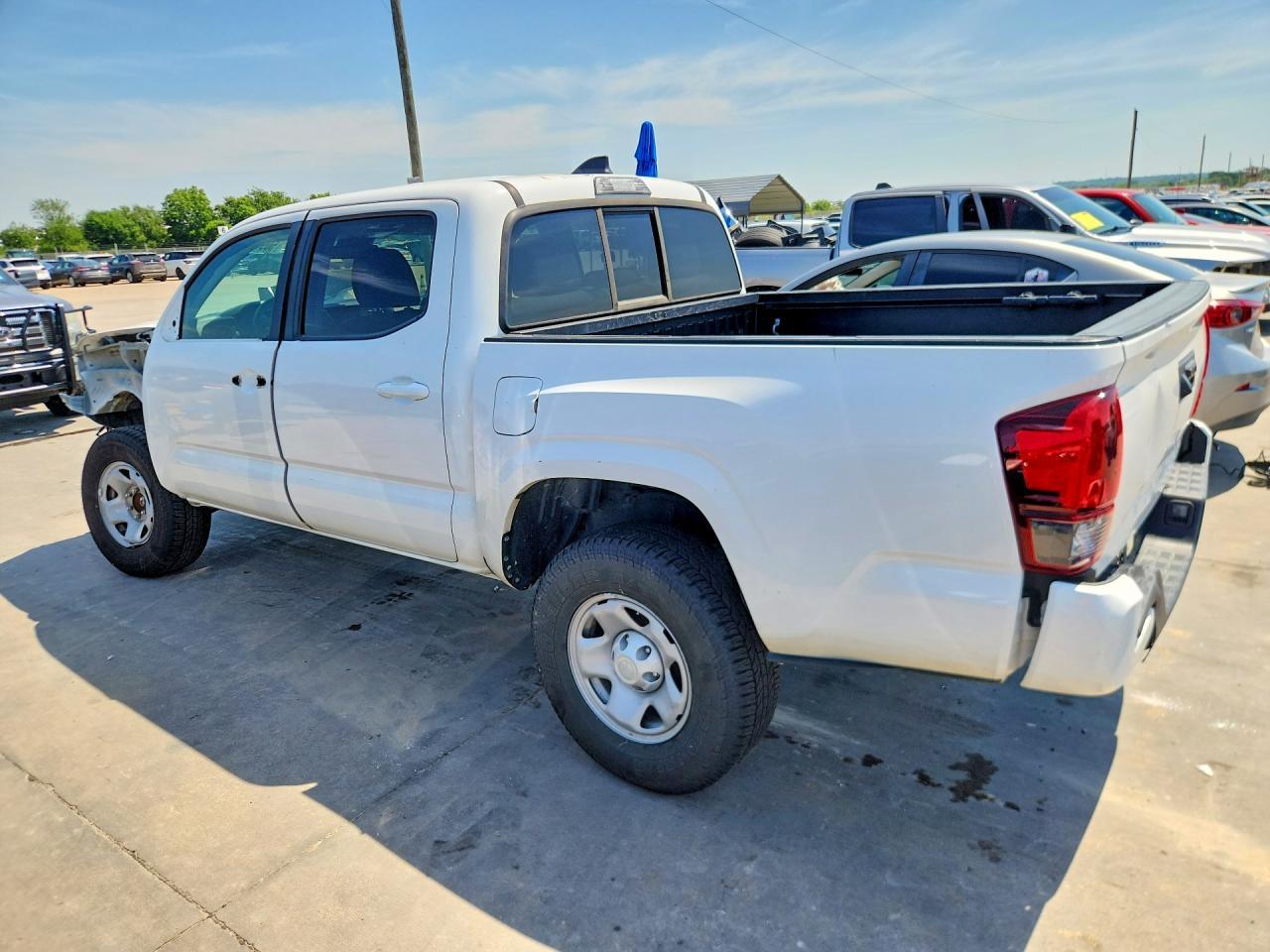 2022 Toyota Tacoma SR