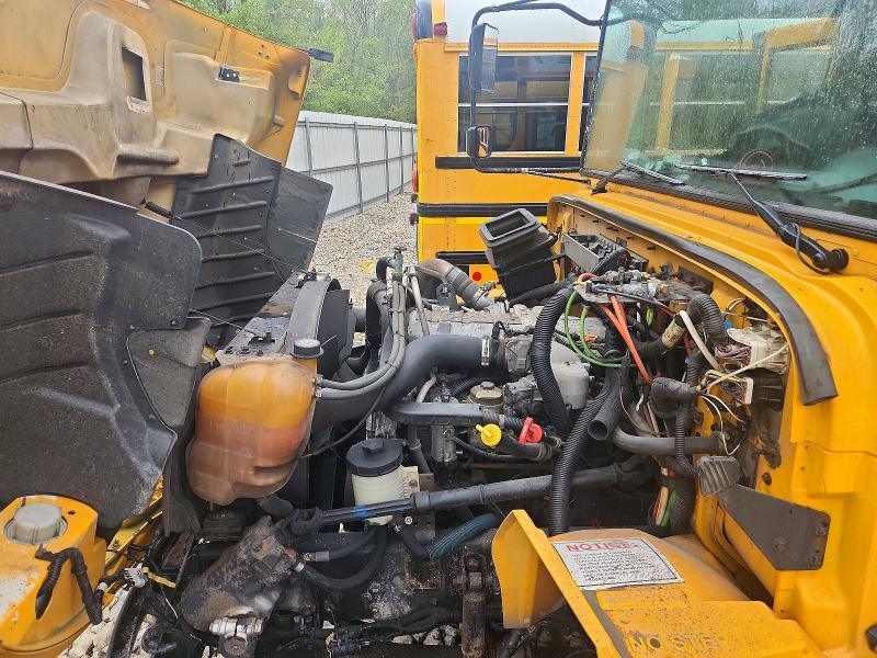 2015 Ic Corporation Ce Series School-school bus