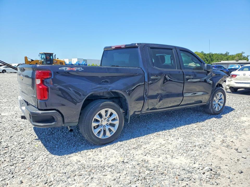 2022 Chevrolet Silverado K1500 Custom