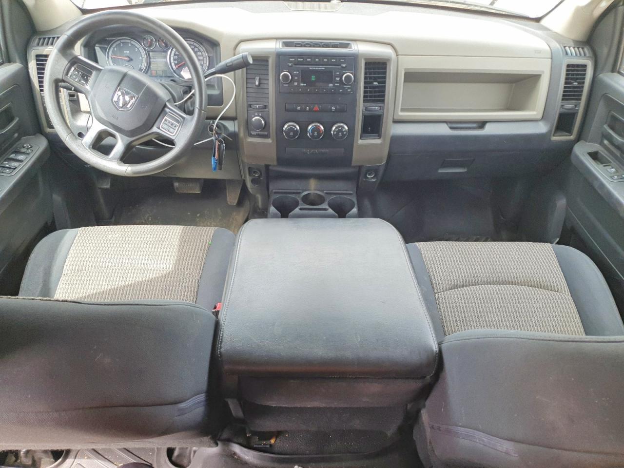 2012 Dodge 1500 RAM V