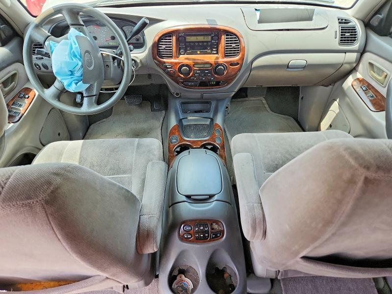 2002 Toyota Sequoia SR5
