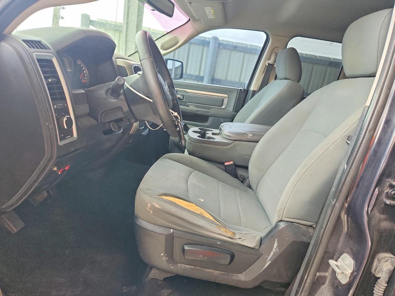 2014 Dodge RAM 1500 SLT