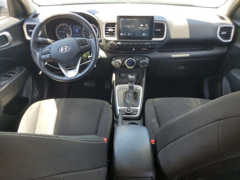2022 Hyundai Venue sel