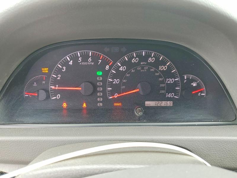 2005 Toyota Camry le