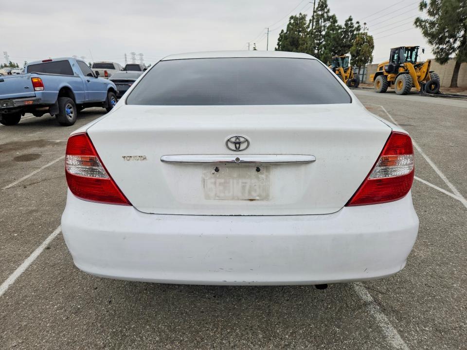 2003 Toyota Camry le