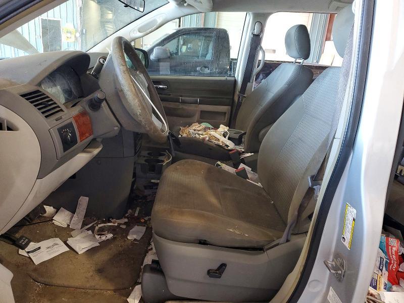 2008 Chrysler Town & Country lx