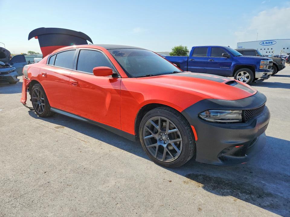 2018 Dodge Charger r