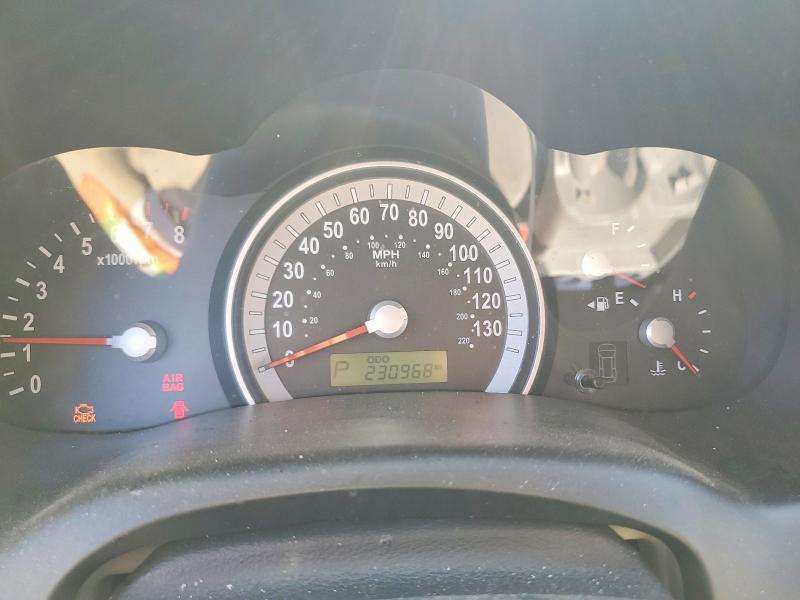 2008 Hyundai Entourage gls