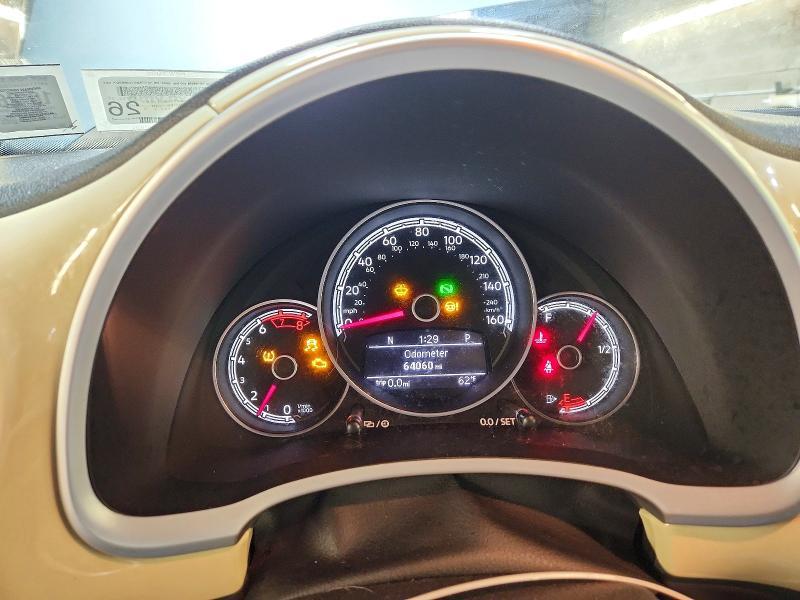 2019 Volkswagen Beetle s