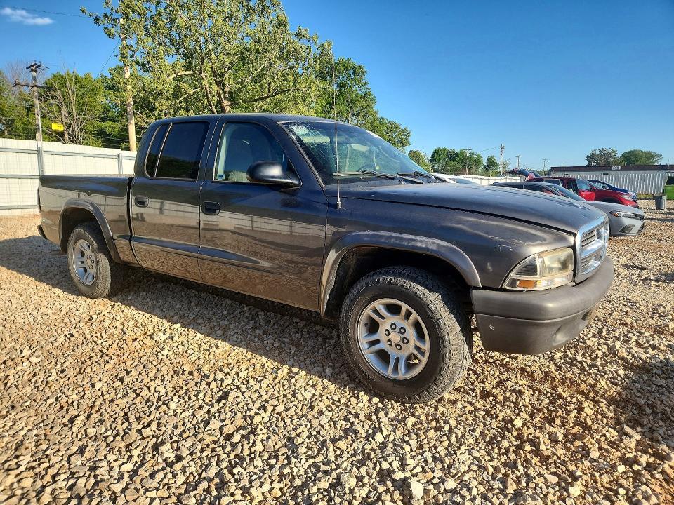 2004 Dodge Dakota Quad Sport