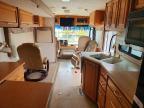 2003 Winnebago Adventurer Camper