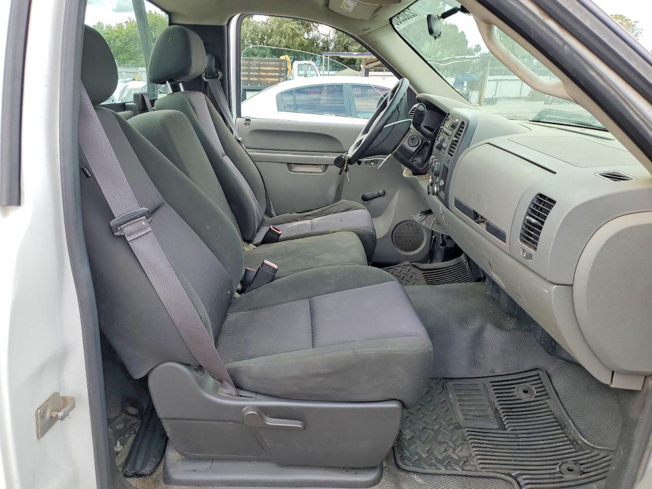 2013 Chevrolet Silverado C1500