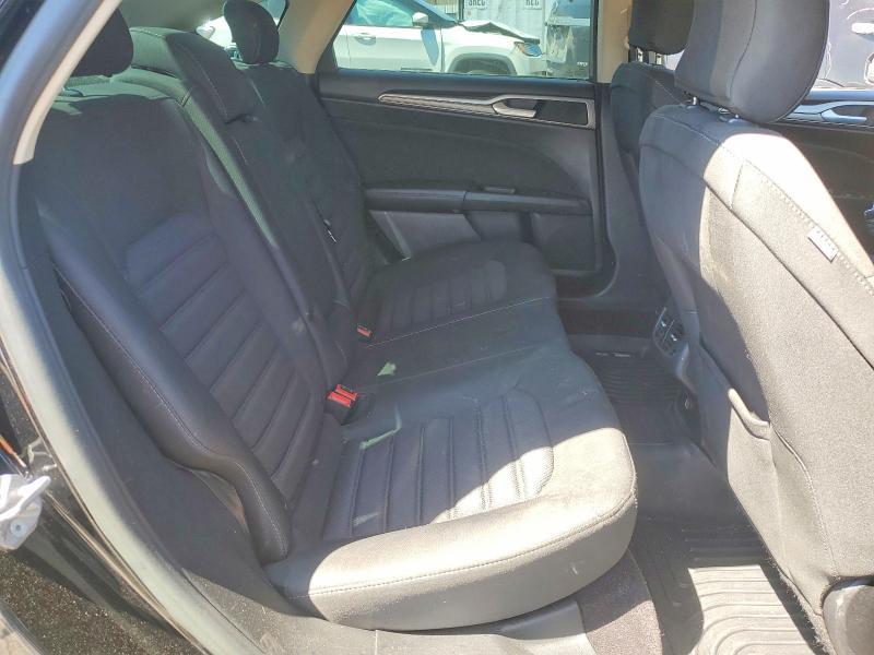 2017 Ford Fusion se Hybrid