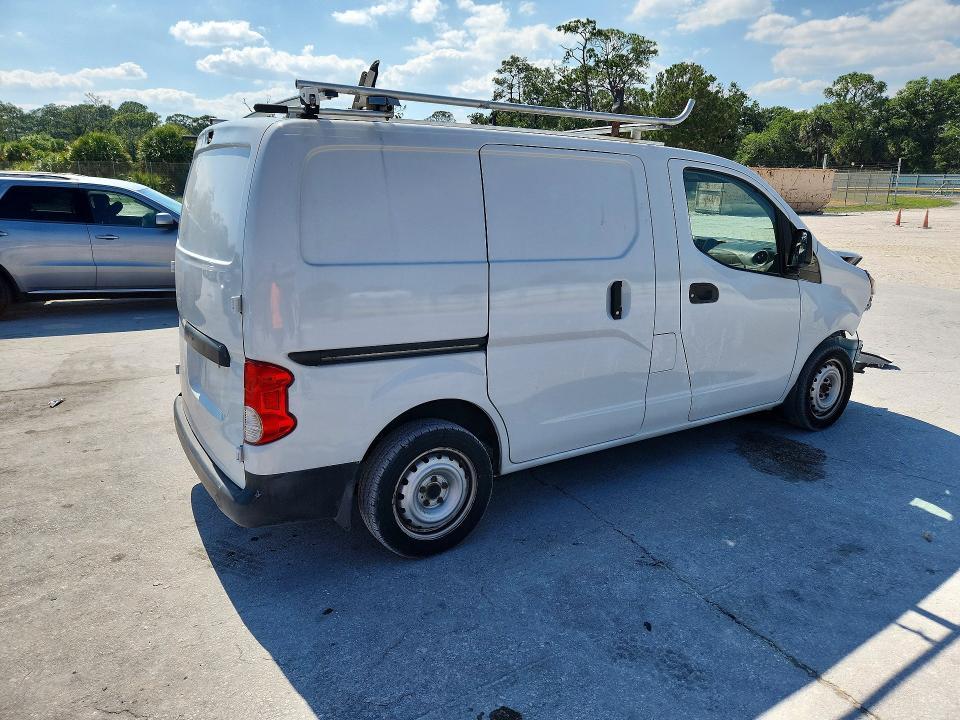 2015 Nissan NV200 S