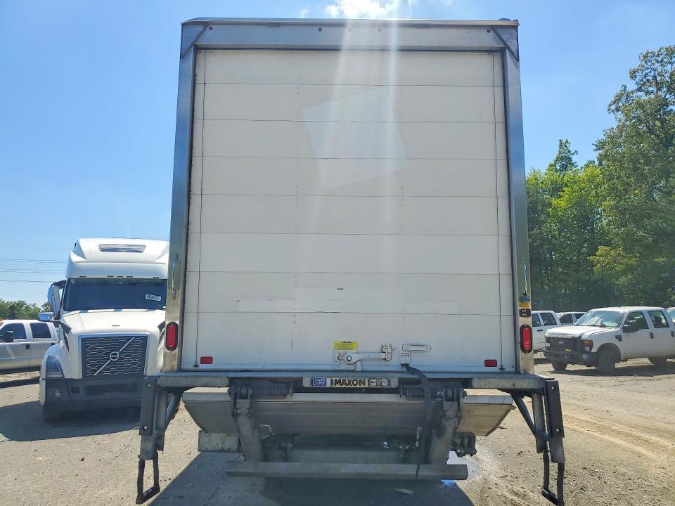 2023 International MV607 BOX Truck