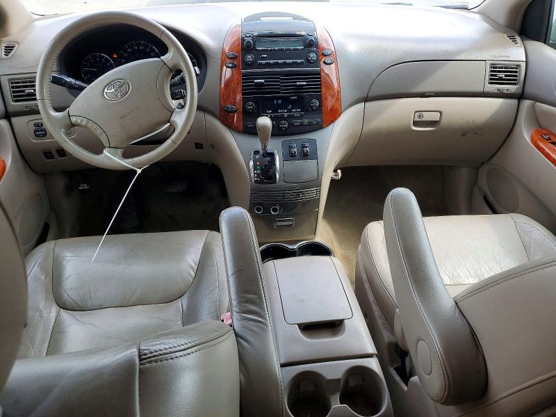 2006 Toyota Sienna xle 7 Passenger