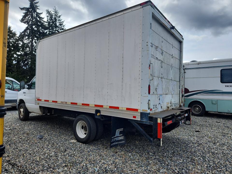 2010 Ford E350 BOX Truck
