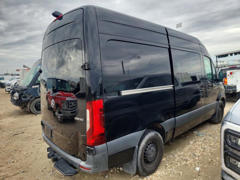2023 Mercedes-Benz Sprinter Cargo