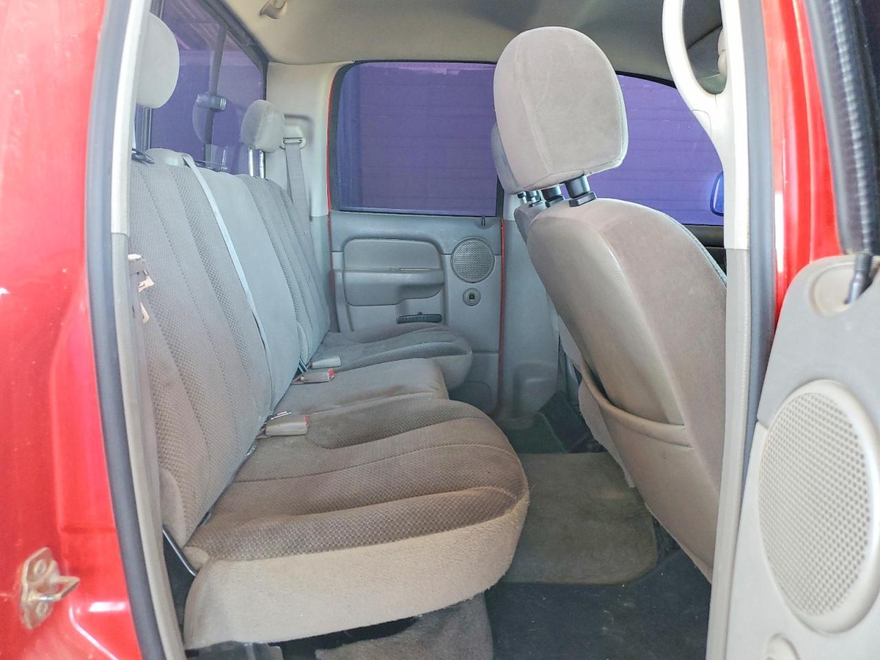 2004 Dodge RAM 1500 ST