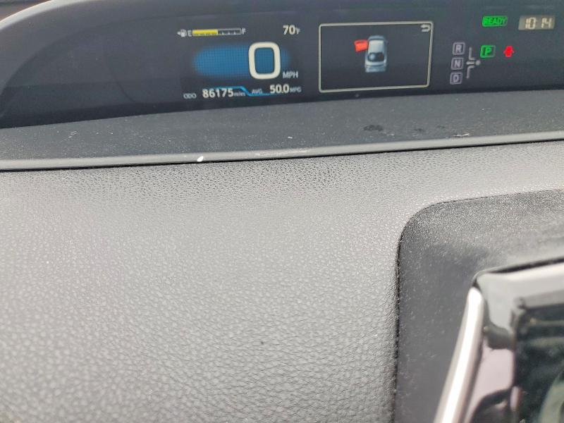 2016 Toyota Prius two