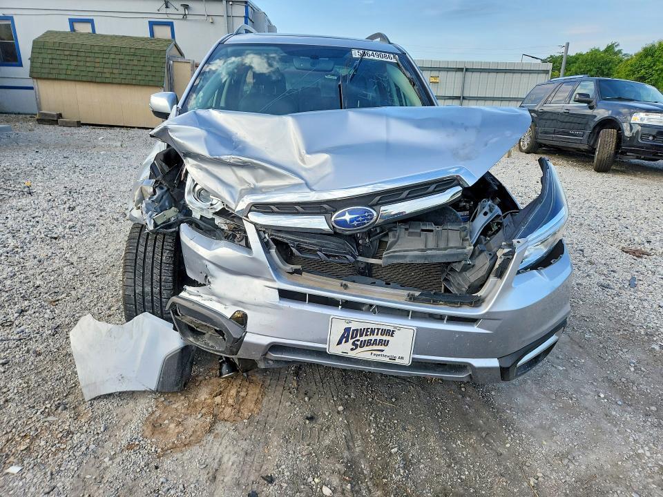 2017 Subaru Forester 2.5i Touring