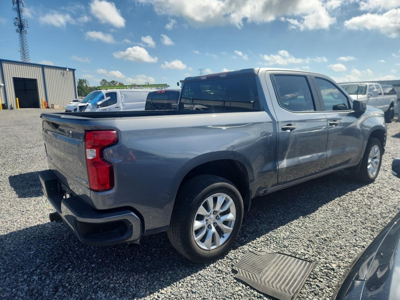 2021 Chevrolet Silverado K1500 Custom