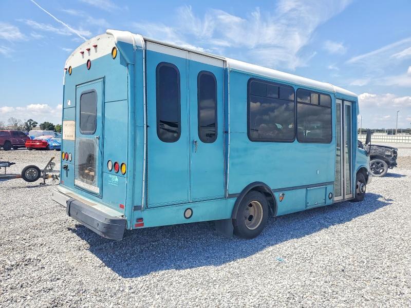 2010 Chev Rolet Express Shuttle Bus