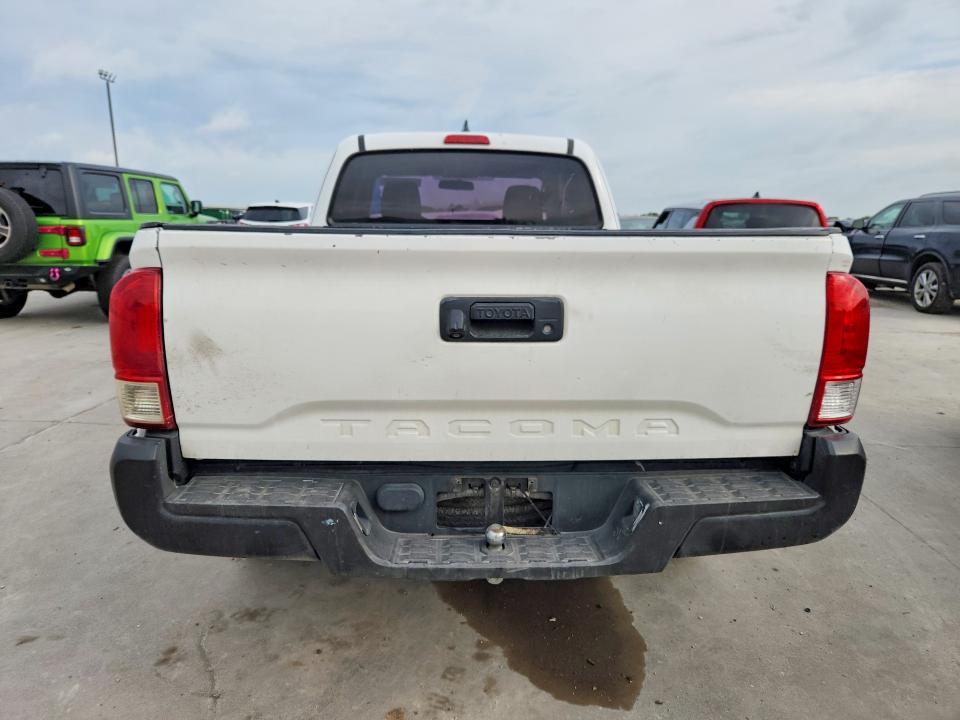 2017 Toyota Tacoma SR