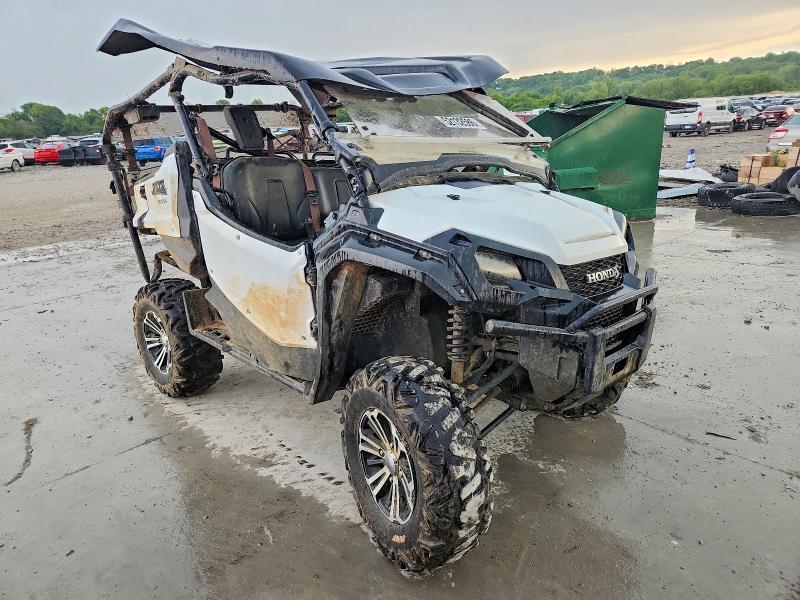 2016 Honda Pioneer 1000 Utility Vehicle