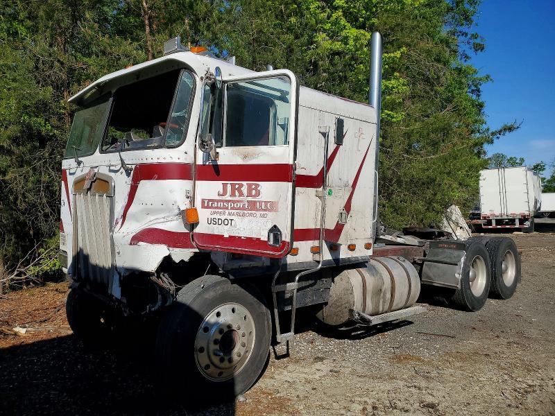 1985 Kenworth COE K100E-Semi Truck