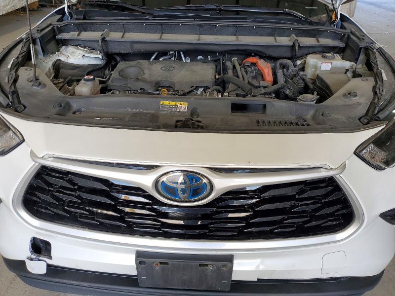 2022 Toyota Highlander Hybrid xle