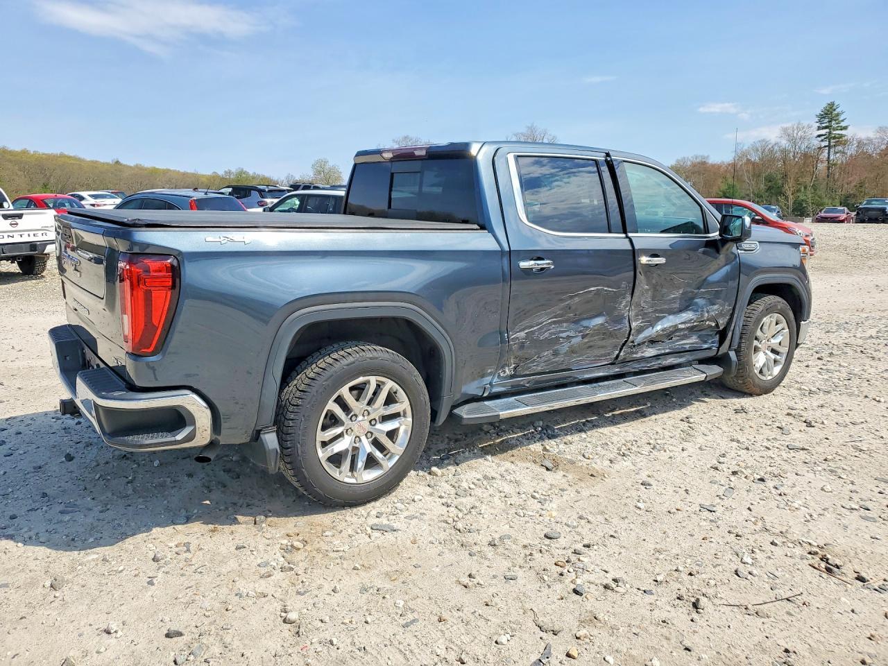 2019 GMC Sierra K1500 SLT