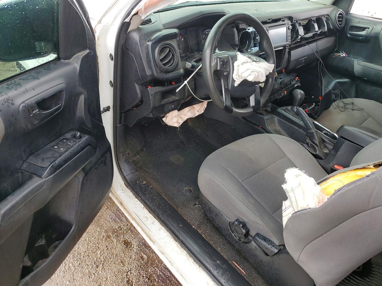 2019 Toyota Tacoma SR