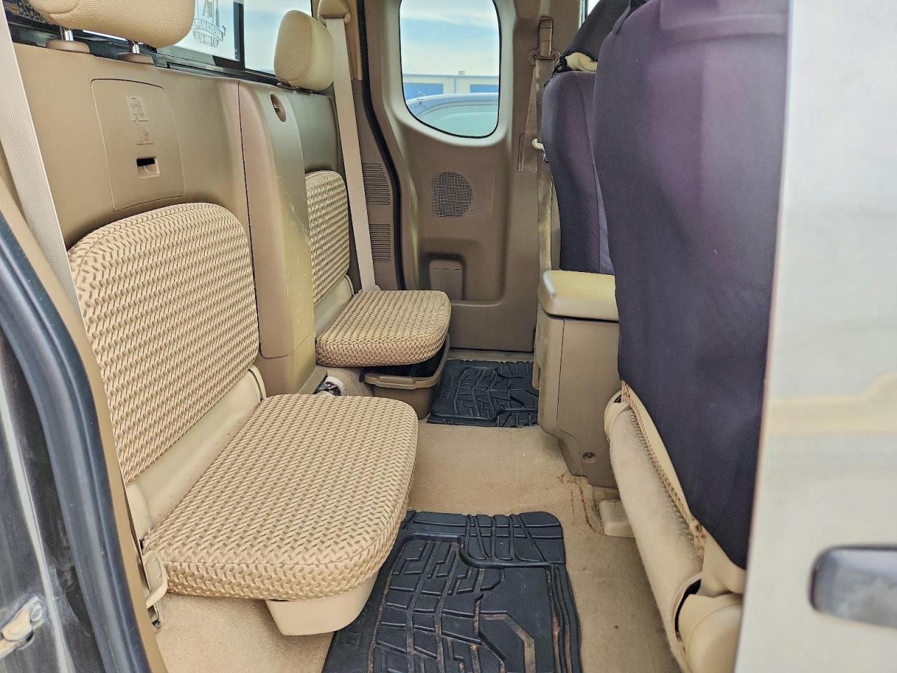 2006 Nissan Frontier SE