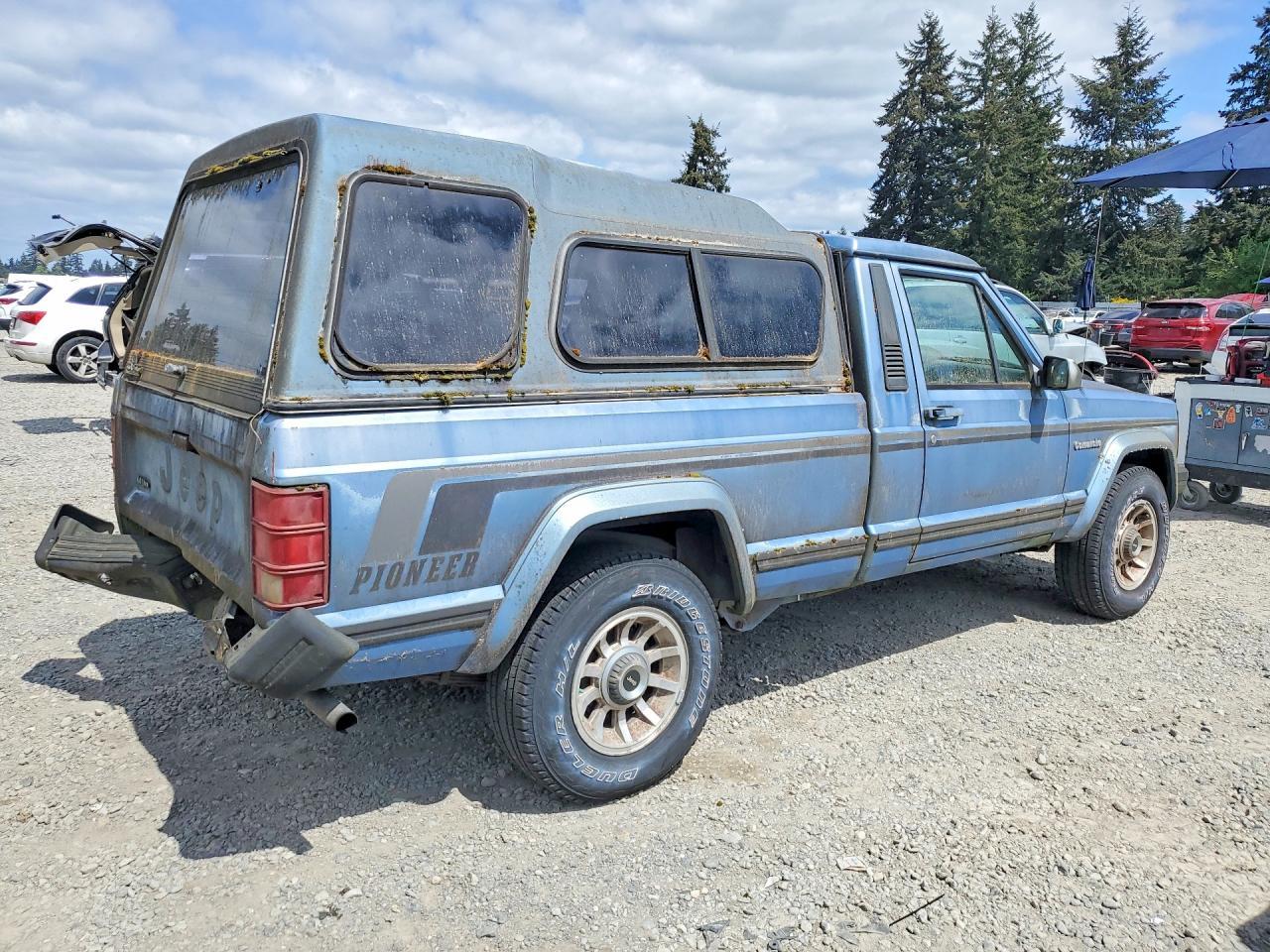 1989 Jeep Comanche Pioneer
