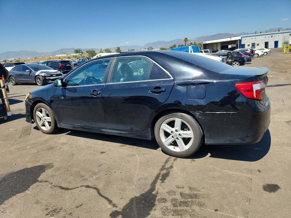 2014 Toyota Camry se