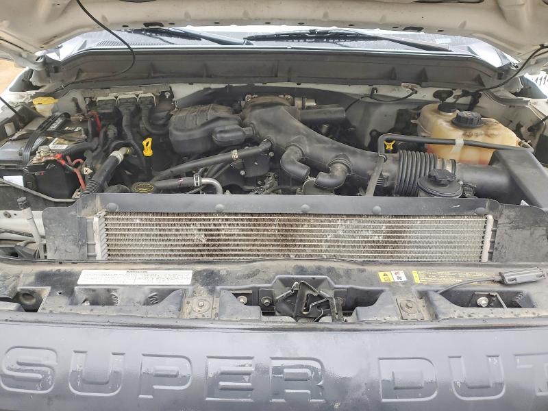 2016 Ford F450 Super Duty BOX Truck