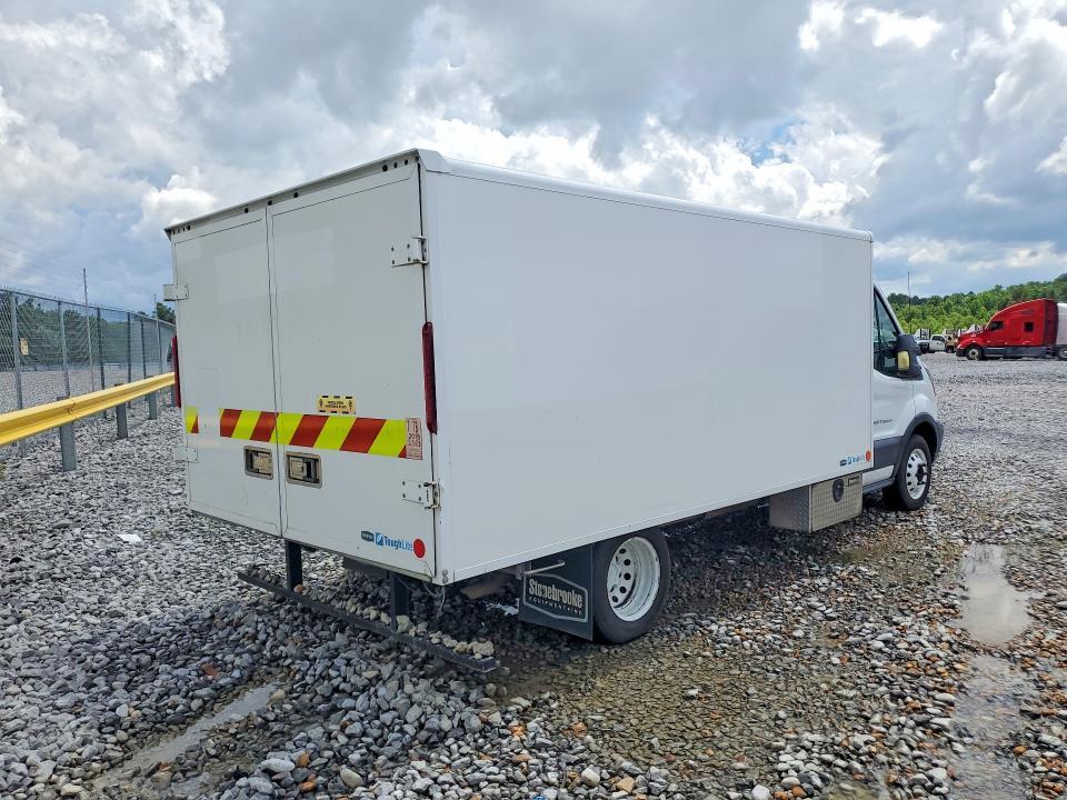 2019 Ford Transit BOX Truck