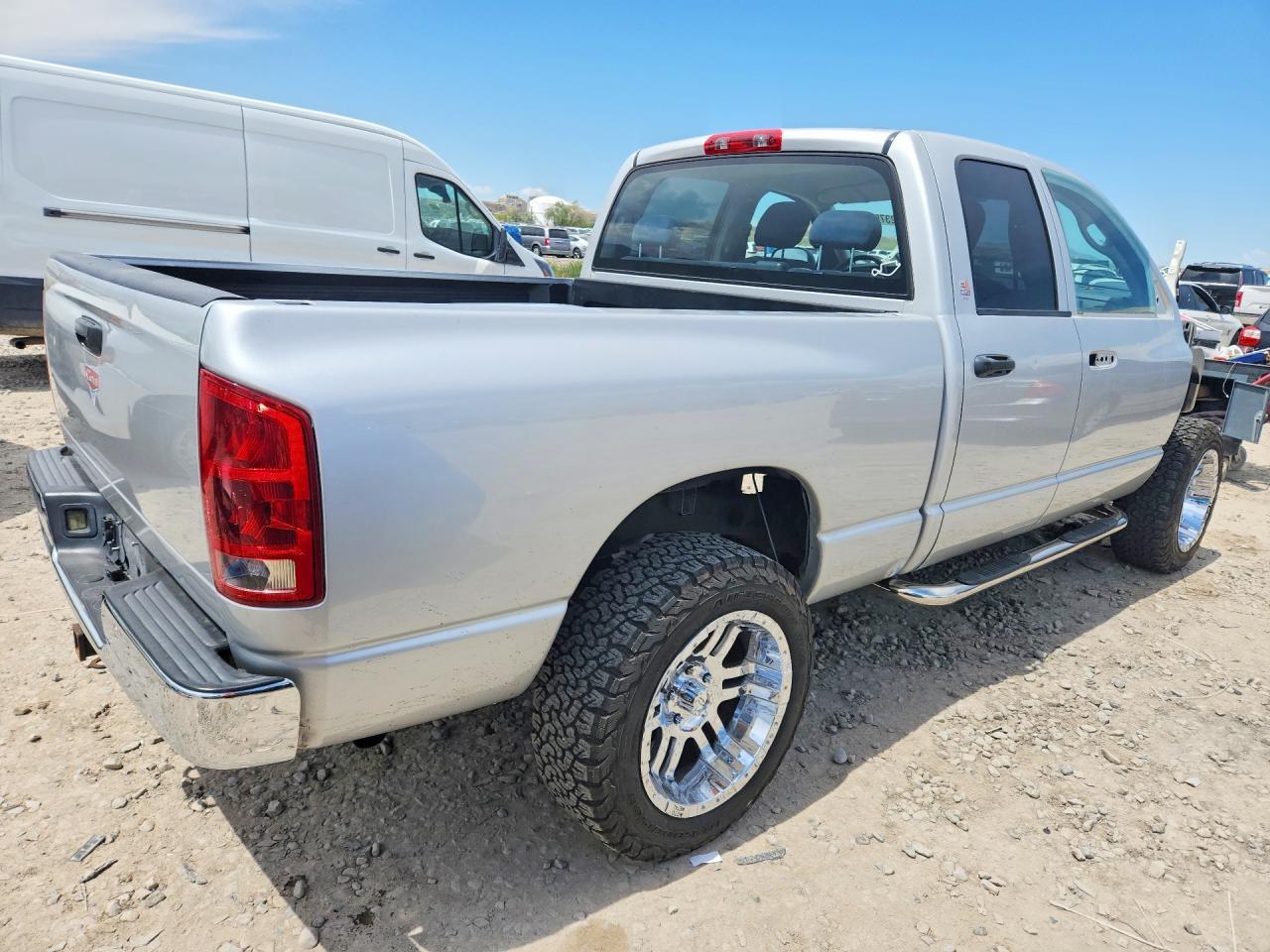 2004 Dodge RAM 1500 ST