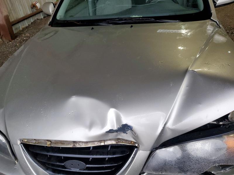 2005 Hyundai Elantra gls