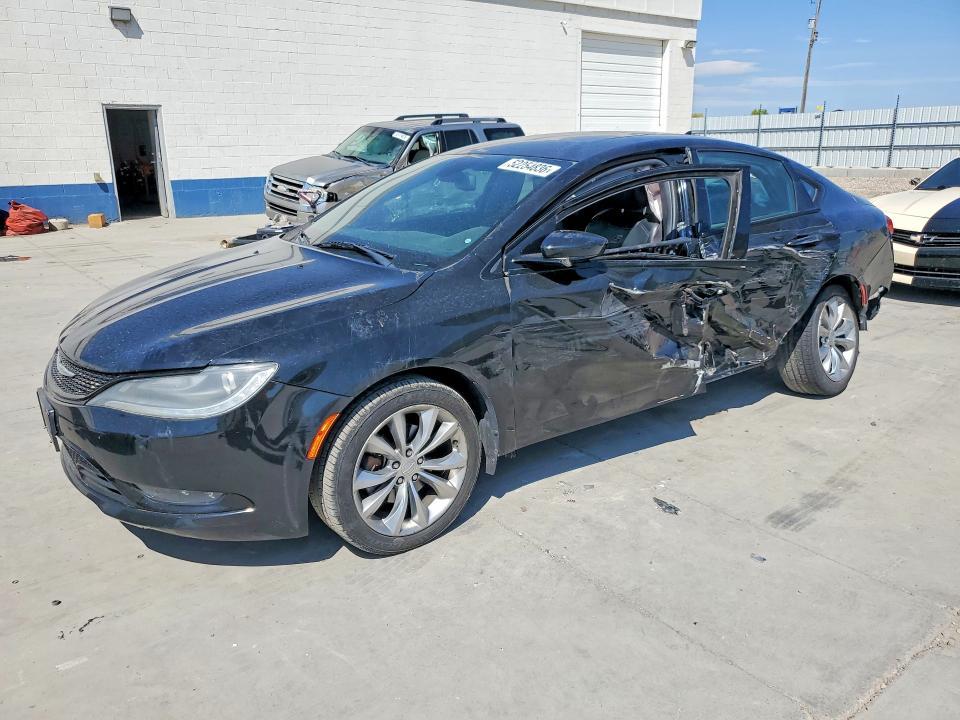 2015 Chrysler 200 s
