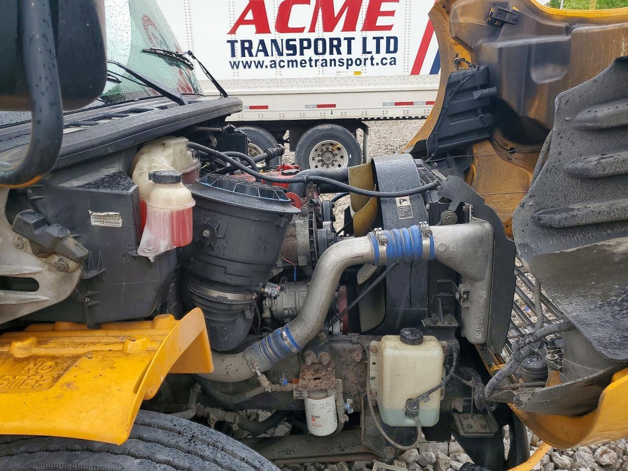 2011 Freightliner Chassis B2B