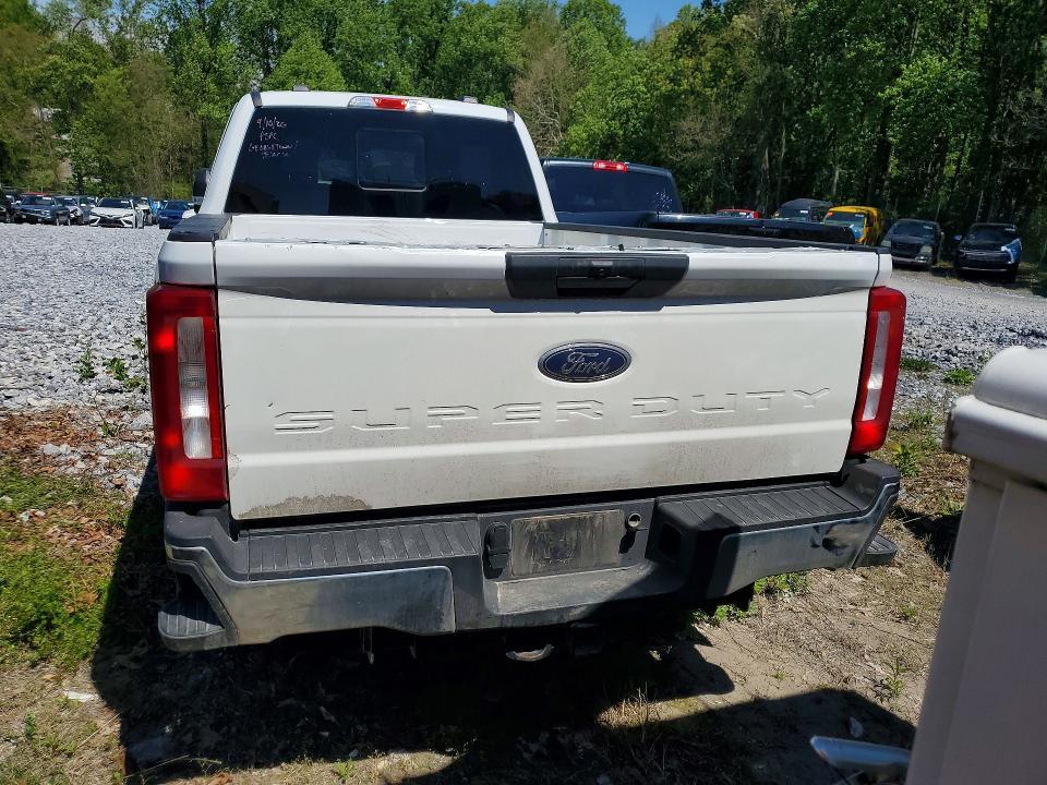 2025 Ford F350 Super Duty