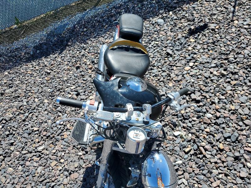 2000 Honda VT750 CD2