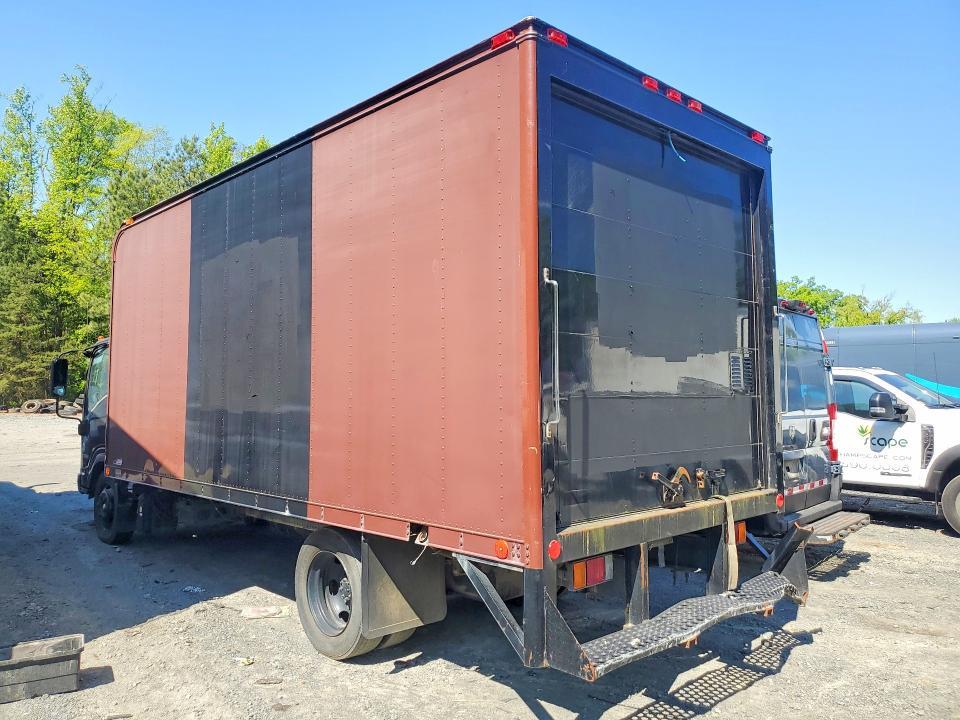 2017 Isuzu NQR BOX Truck