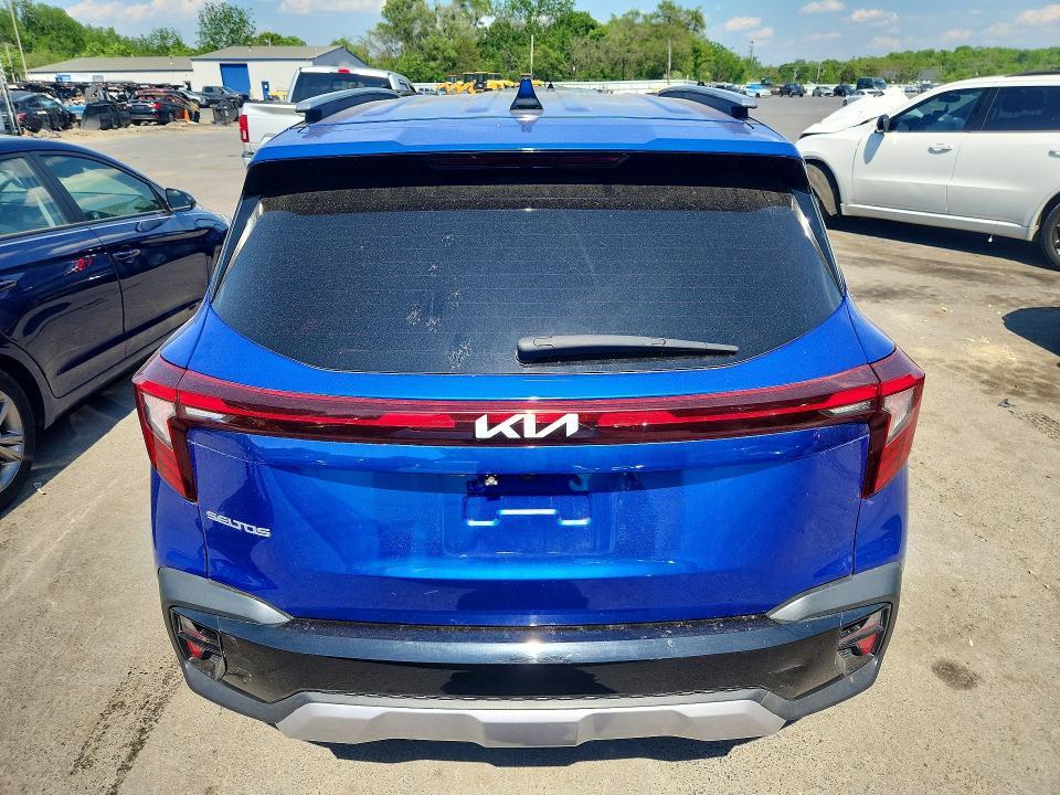 2024 KIA Seltos s
