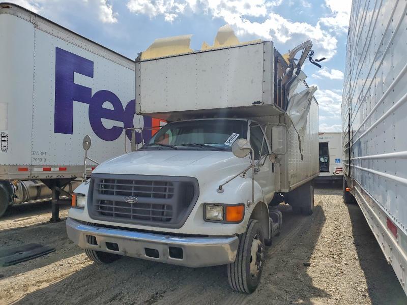 2000 Ford F650 Super Duty