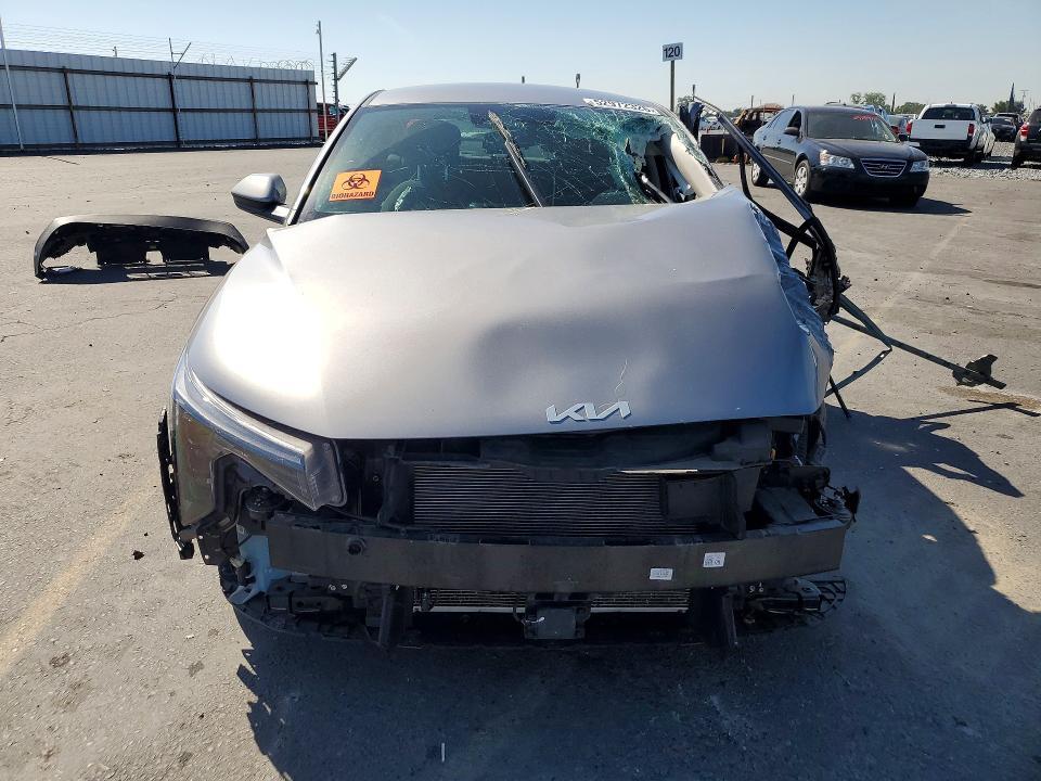 2025 KIA K4