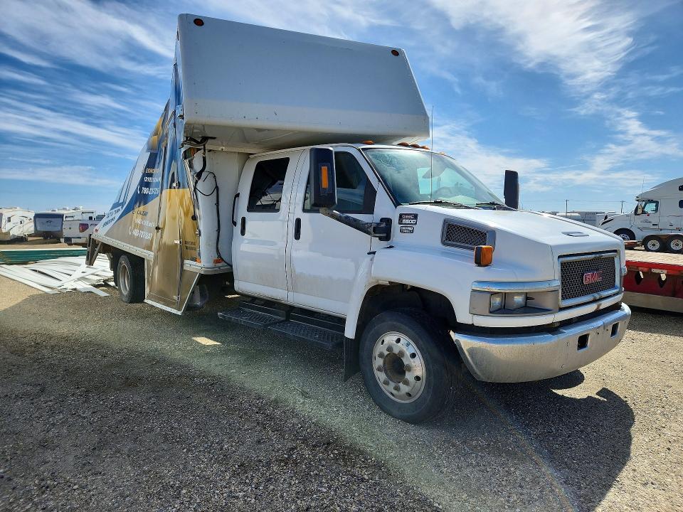 2005 GMC C5500 C5E042